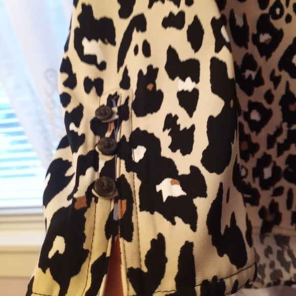 Animal Print Blouse - Picture 2 of 5